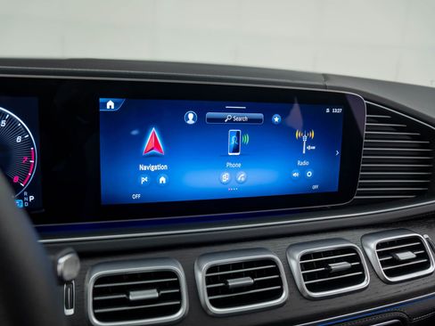 New 2026 Mercedes-Benz GLS 580 4MATIC image 31