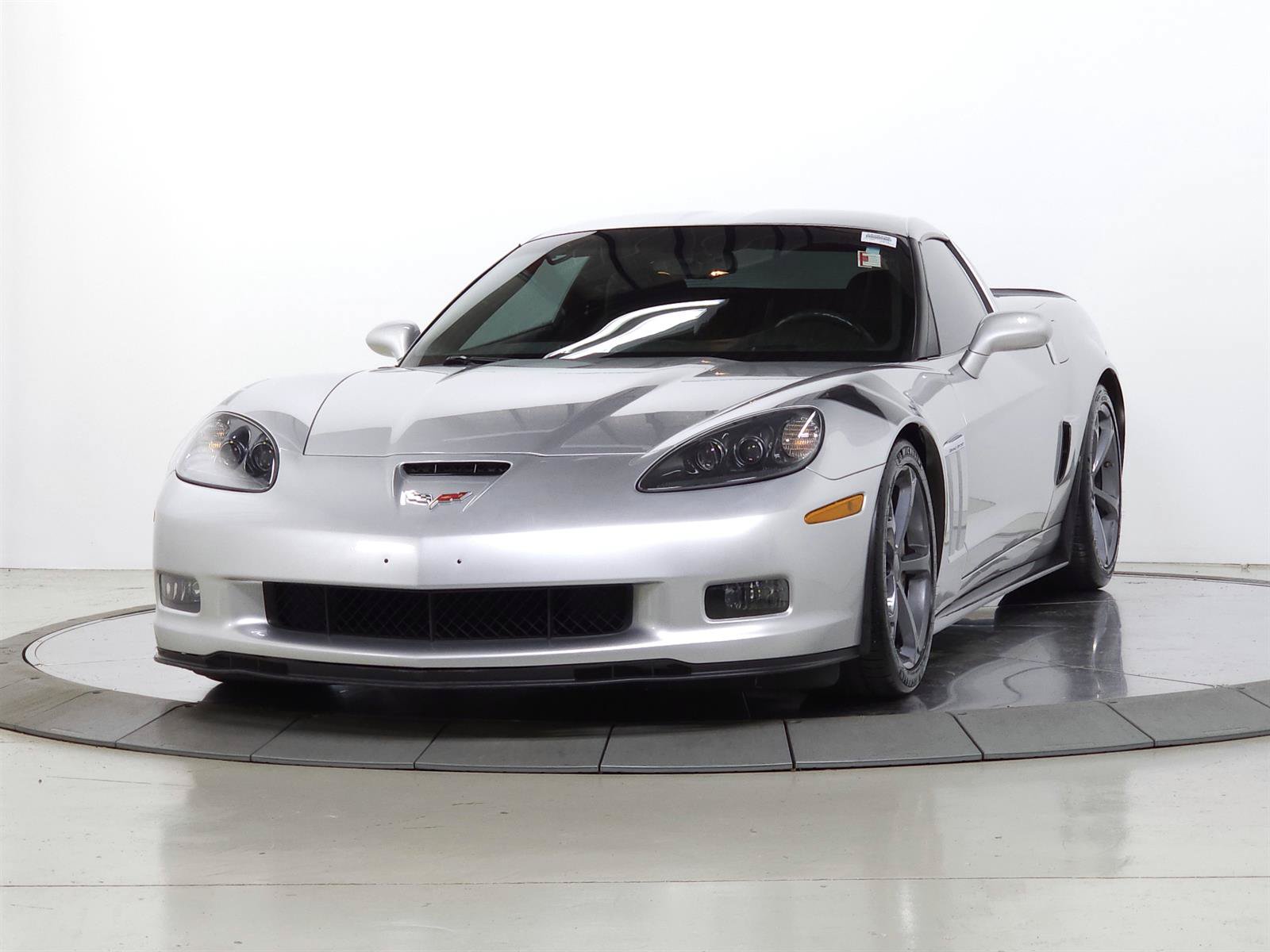 Used 2011 Chevrolet Corvette Grand Sport w/ Preferred Equipment Group RWD image 3