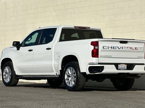 Certified 2022 Chevrolet Silverado 1500 Custom image 6