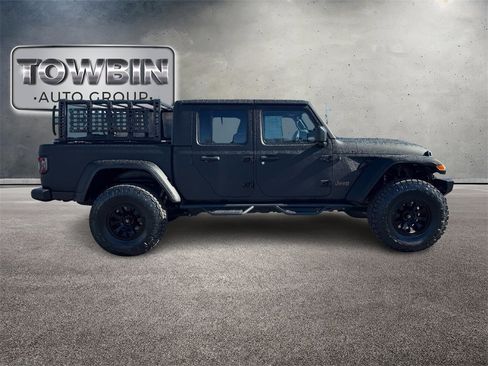 Used 2022 Jeep Gladiator Mojave w/ Trailer Tow Package image 3