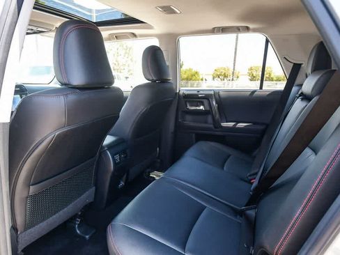 Used 2024 Toyota 4Runner TRD Off-Road Premium w/ Moonroof Package AWD/4WD image 28
