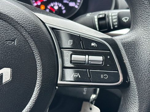 Used 2024 Kia Forte LXS image 25