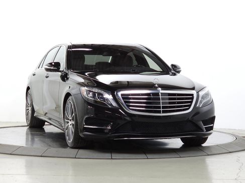 Used 2014 Mercedes-Benz S 550 Sedan w/ Sport Package Plus One image 9