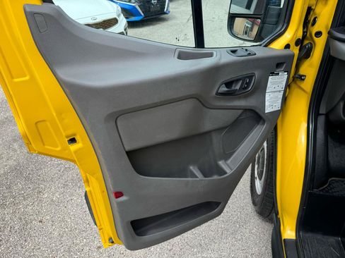 Used 2022 Ford Transit 250 148 High Roof Extended w/ Parcel Delivery Package RWD image 10