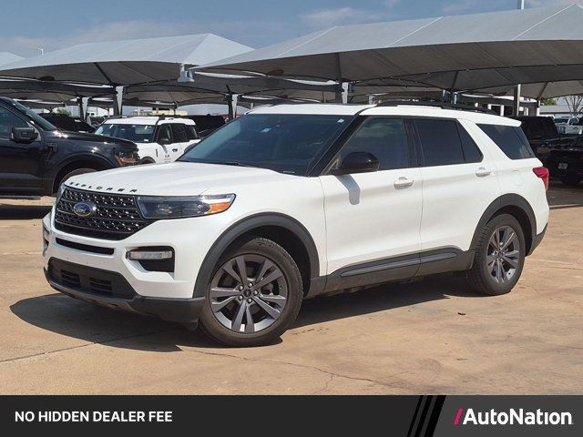 Certified 2022 Ford Explorer XLT w/ Equipment Group 202A RWD image 1