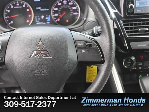 Used 2022 Mitsubishi Eclipse Cross ES AWD/4WD image 12
