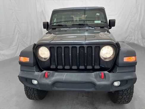 Used 2018 Jeep Wrangler Unlimited Sport S AWD/4WD image 2