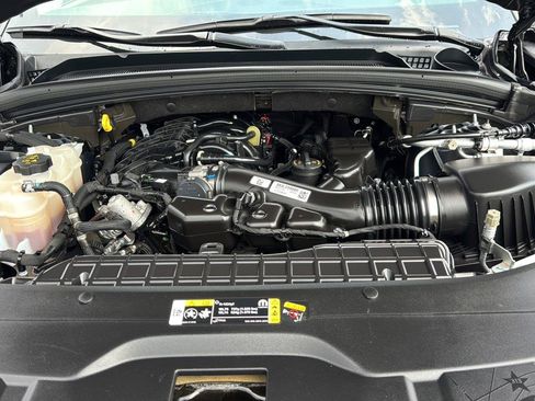 Certified 2023 Jeep Grand Cherokee Limited AWD/4WD image 28