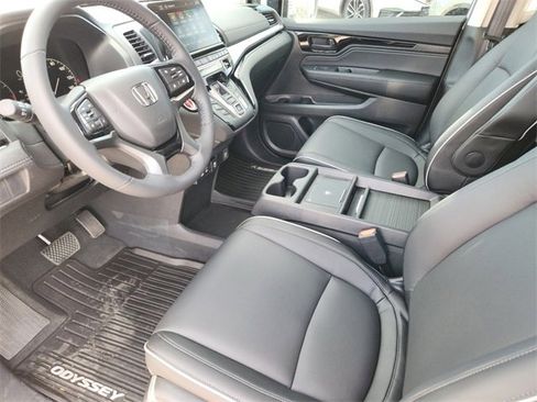 New 2026 Honda Odyssey Touring image 16