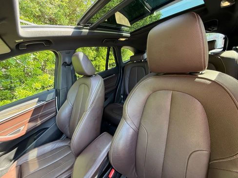 Used 2018 BMW X1 sDrive28i FWD image 5