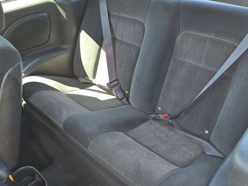 Used 2004 Chrysler Sebring LX FWD image 16
