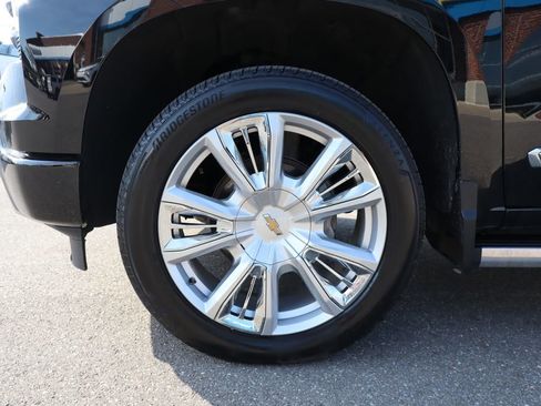 Used 2025 Chevrolet Silverado 1500 High Country w/ High Country Premium Package image 32