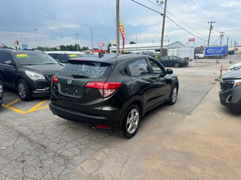 Used 2016 Honda HR-V LX image 4