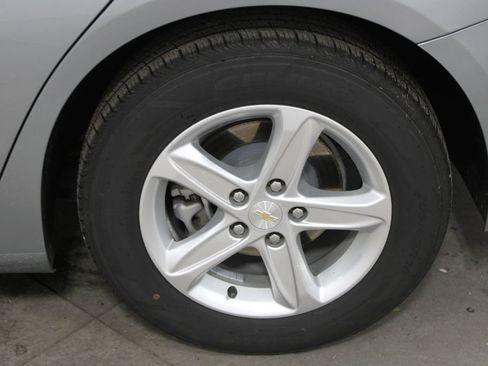 Used 2024 Chevrolet Malibu LT FWD image 44