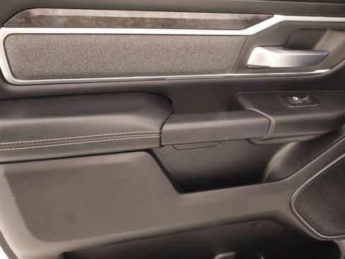 Used 2019 RAM 1500 Big Horn AWD/4WD image 17
