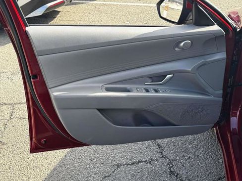 Certified 2023 Hyundai Elantra SEL image 15