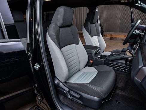 Used 2025 Toyota 4Runner TRD Sport image 31