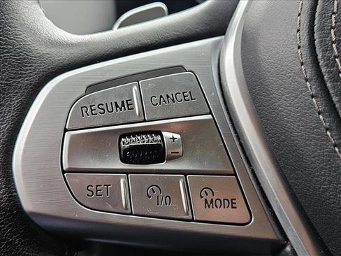 Used 2023 BMW X7 xDrive40i w/ Premium Package image 14