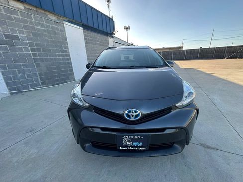 Used 2015 Toyota Prius V Four FWD image 8