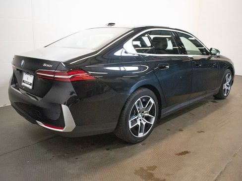 New 2027 BMW 530i xDrive AWD/4WD image 4
