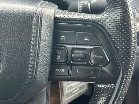 Certified 2024 Toyota Tacoma SR5 AWD/4WD image 38