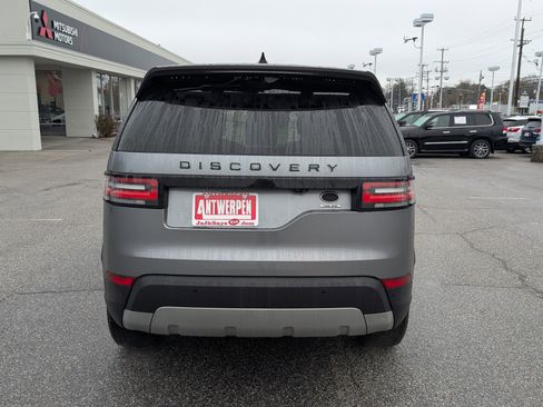 Used 2020 Land Rover Discovery HSE image 4