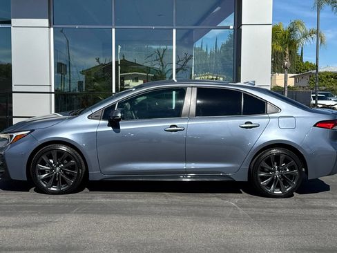 Certified 2025 Toyota Corolla SE image 9