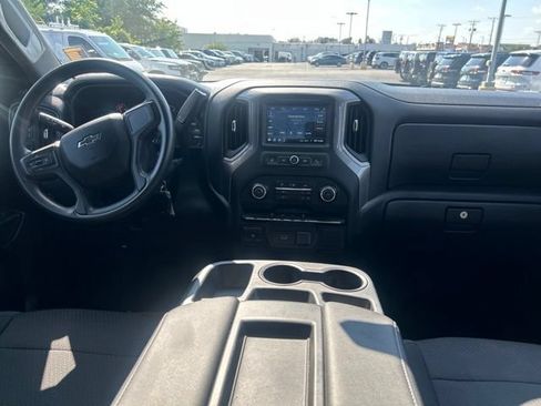 Used 2019 Chevrolet Silverado 1500 Custom Trail Boss w/ Custom Convenience Package AWD/4WD image 21