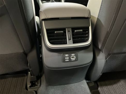 Used 2025 Subaru Legacy Premium image 25