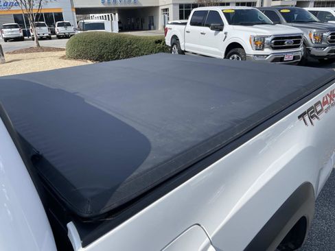 Used 2021 Toyota Tacoma TRD Off-Road w/ TRD Premium Off Road Package image 12