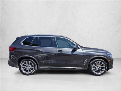 Used 2020 BMW X5 xDrive40i w/ Convenience Package AWD/4WD image 4