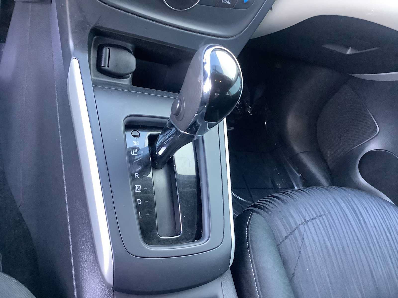 Used 2019 Nissan Sentra SV w/ Special Edition Package FWD image 18