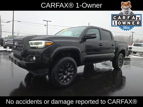 Used 2023 Toyota Tacoma Limited image 3