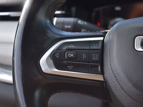 Used 2022 Jeep Compass Limited w/ Elite Group image 17