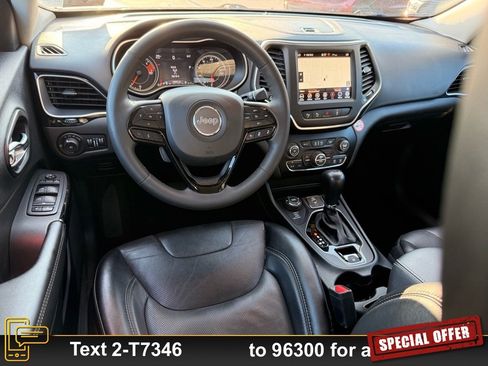 Used 2023 Jeep Cherokee Altitude Lux image 12