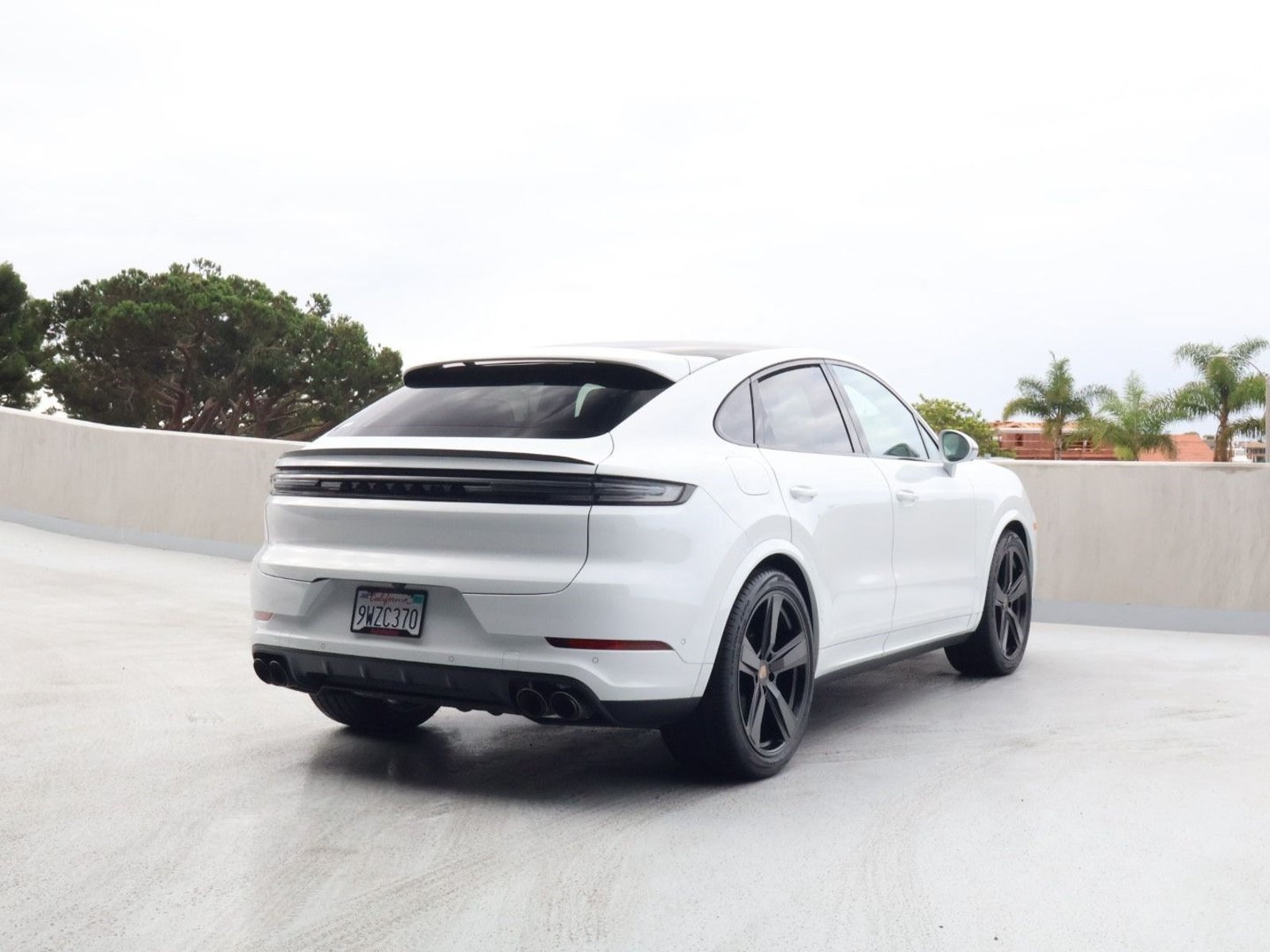 Certified 2026 Porsche Cayenne Coupe AWD/4WD image 9