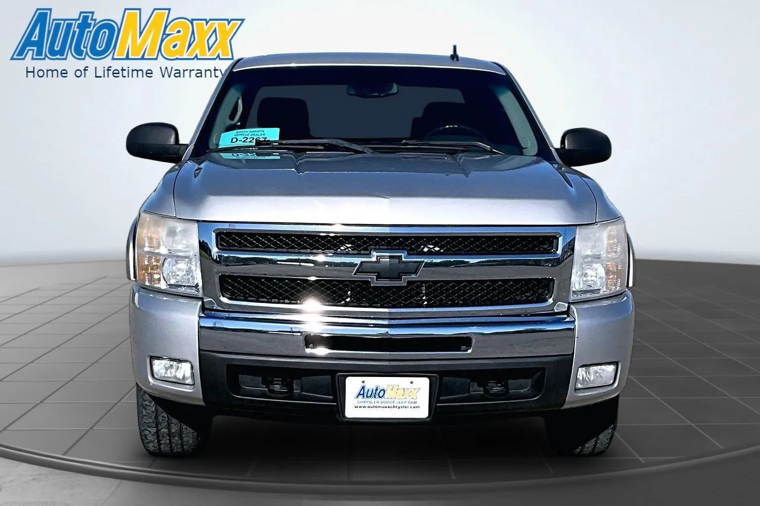 Used 2010 Chevrolet Silverado 1500 LT w/ Power Pack Plus AWD/4WD image 2