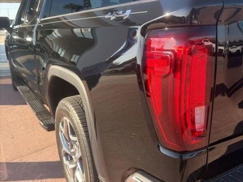 Used 2024 GMC Sierra 1500 SLT w/ SLT Premium Plus Package image 7