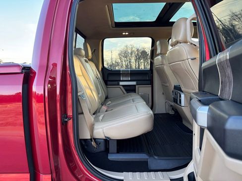 Used 2019 Ford F250 Lariat w/ Lariat Ultimate Package image 32