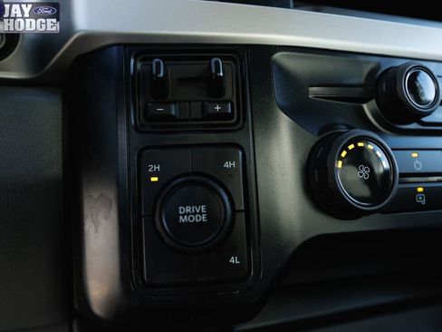 Certified 2025 Ford F450 XLT w/ 360-Degree Camera Package image 29