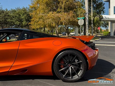 Used 2018 McLaren 720S Luxury image 42