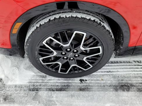 Used 2023 Chevrolet Blazer RS w/ Enhanced Convenience Package image 6