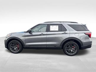 Used 2025 Ford Explorer ST-Line w/ ST-Line Street Pack AWD/4WD video 2