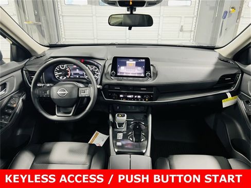 New 2026 Nissan Rogue SV image 4