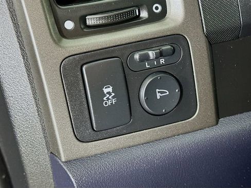 Used 2011 Honda CR-V EX-L image 21