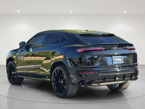 Used 2024 Lamborghini Urus S AWD/4WD image 3