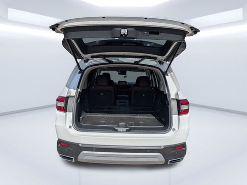 Used 2024 Honda Pilot Elite image 13