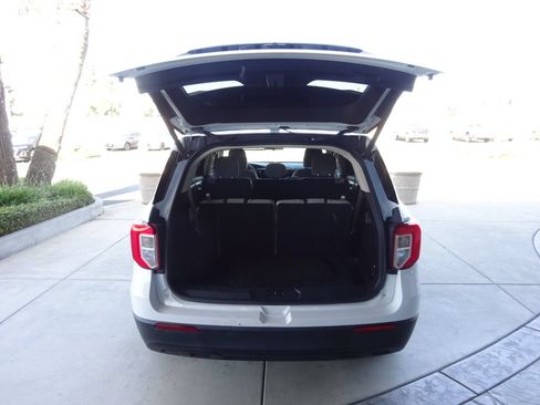 Used 2021 Ford Explorer 2WD image 30