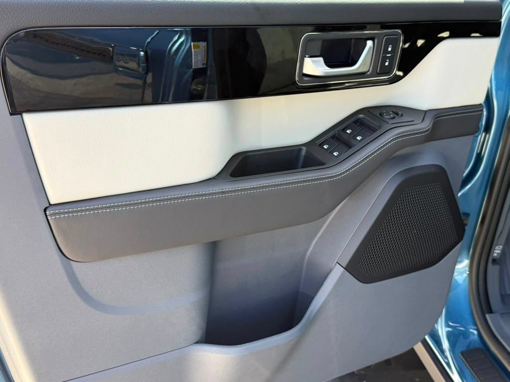 New 2026 INEOS Grenadier Station Wagon AWD/4WD image 16