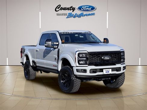 New 2026 Ford F250 Lariat w/ Black Appearance Package image 1